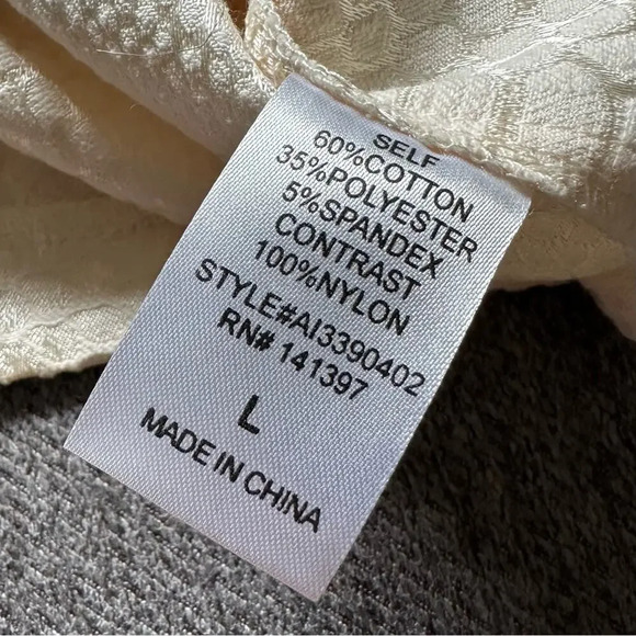 ASTR Fitted Lace Ivory Snakeskin Dress Large - Picture 4 of 5